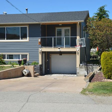 Aasra Home Kelowna Esterno foto
