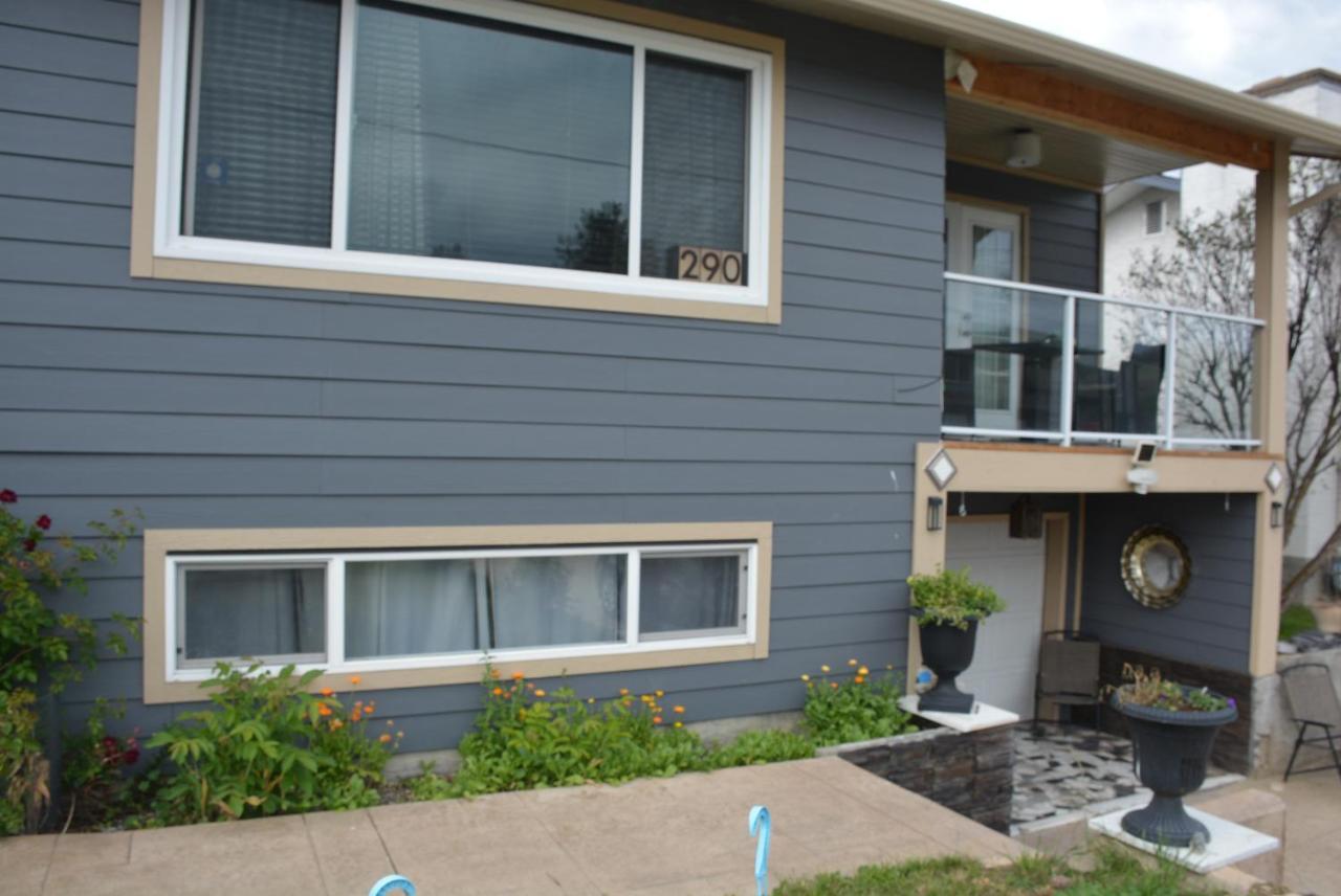 Aasra Home Kelowna Esterno foto